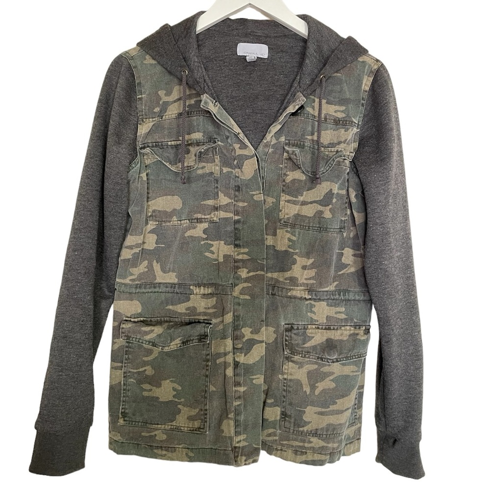 O’Neill - Green Distressed Camo Hoodie Jacket